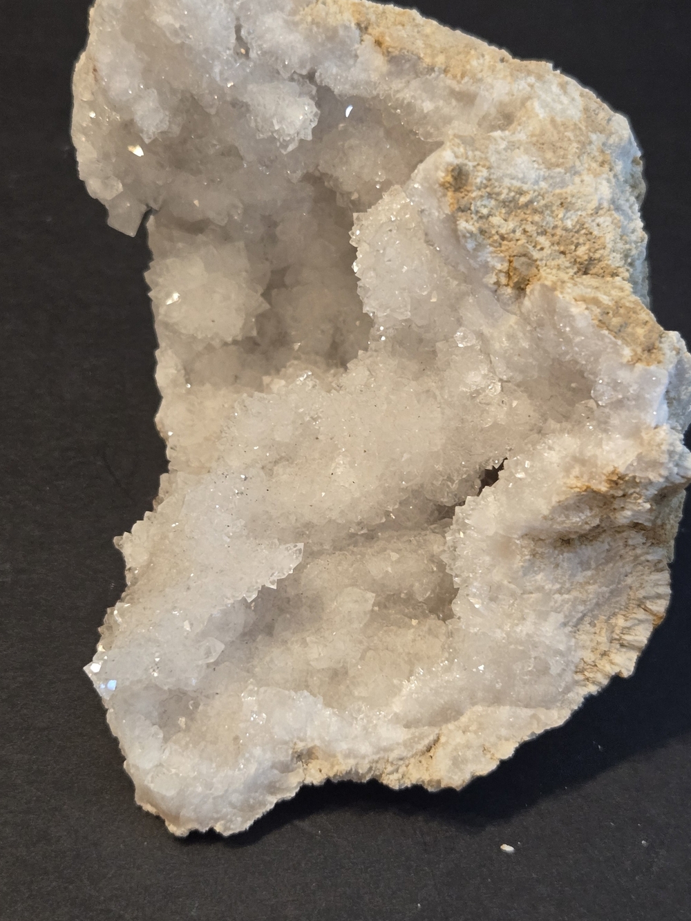 💎✨ WHITE DRUZY QUARTZ GEODE | SPARKLING CRYSTAL CLUSTER ✨💎